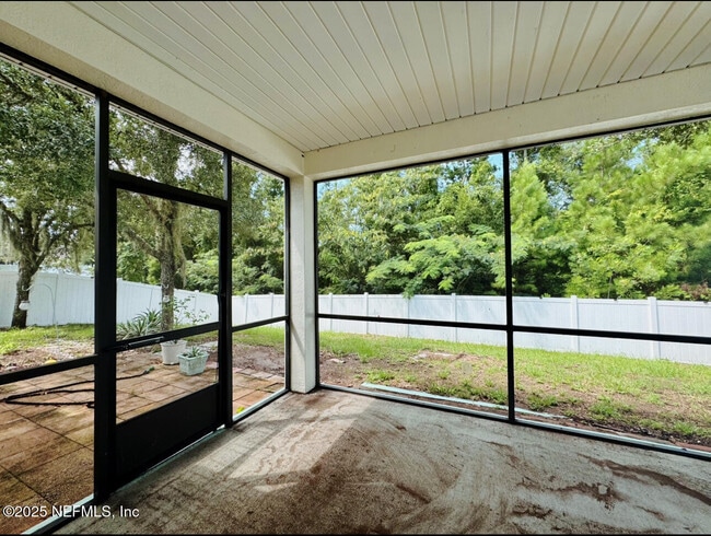 Building Photo - 8953 Devon Pines Dr