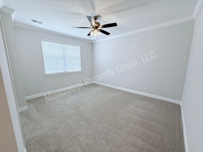 Building Photo - 4088 Fieldstone Lp