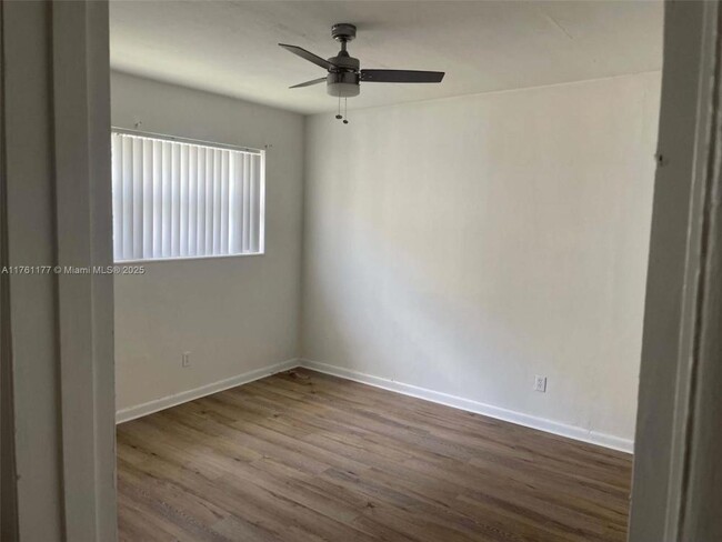 Building Photo - 1 bedroom in North Miami Beach FL 33162