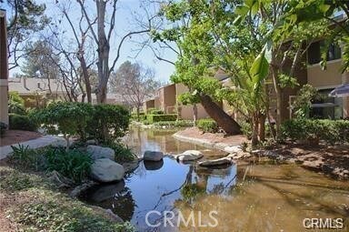 Building Photo - 94 Lakepines
