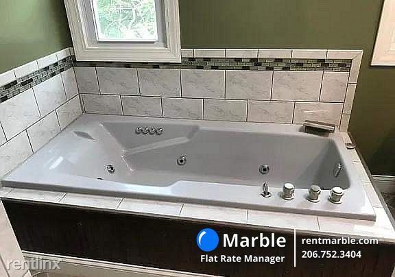 Building Photo - 3 br, 2 bath Condo - 99 S Main St