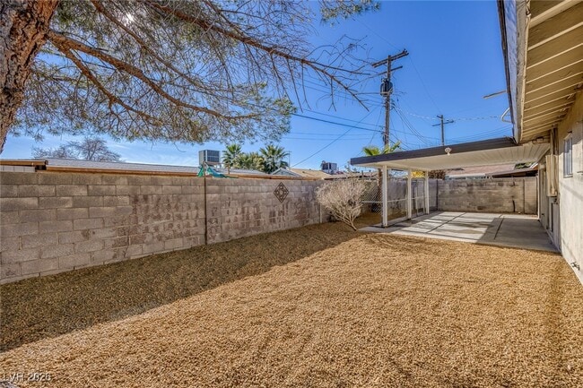 Building Photo - 4305 Via Olivero Ave