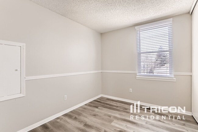 Building Photo - 8448 Prairie Clover Way