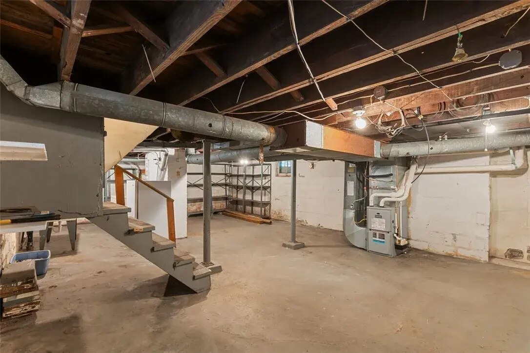 Building Photo - 6344 Alderson St