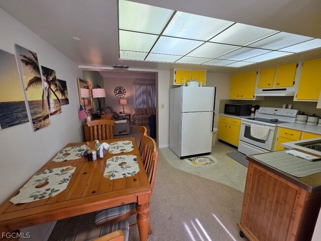 Building Photo - 335 Joel Blvd