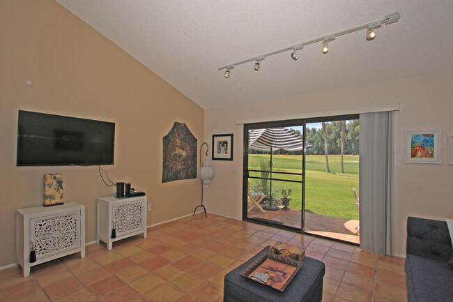 Building Photo - 40511 Pebble Beach Cir