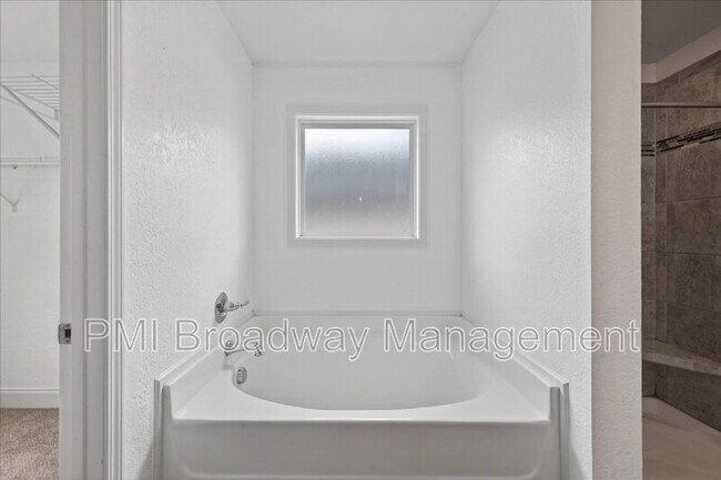 Building Photo - 1264 Black Oak Cir