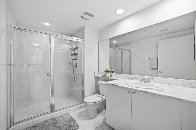 Building Photo - 2775 NE 187th St