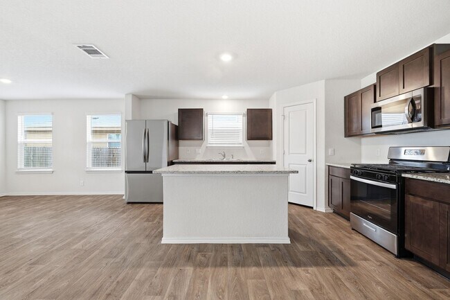 Building Photo - ***MOVE-IN SPECIAL: ONE WEEK FREE***Spacious Two-Story Home with Solar Panels, Luxury Features an...