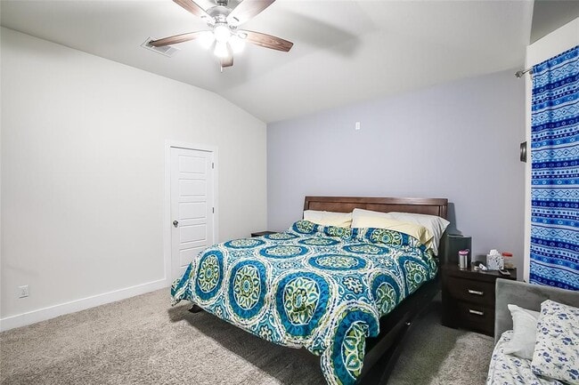 Building Photo - 15912 Cadoz Dr