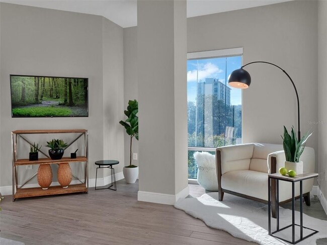 Building Photo - 525 E Jackson St