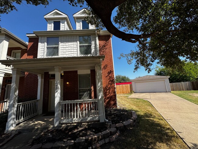 Primary Photo - Charming Townhome in Plano