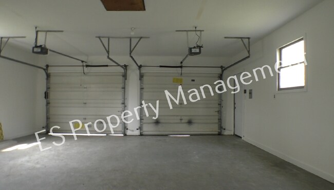 Building Photo - Cozy 3 Bedroom 1 Bathroom Ranch in Wayne township.