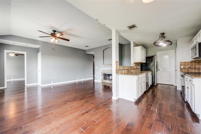 Building Photo - 3813 Sonoma Dr