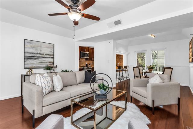 Building Photo - 3105 San Jacinto St