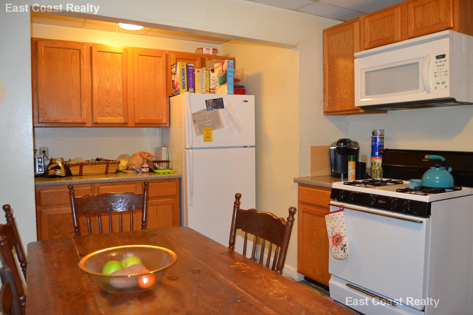 Building Photo - 90 Cypress St