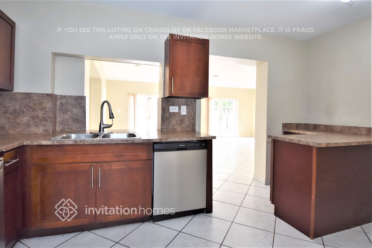Building Photo - 1720 SW 98th Ct