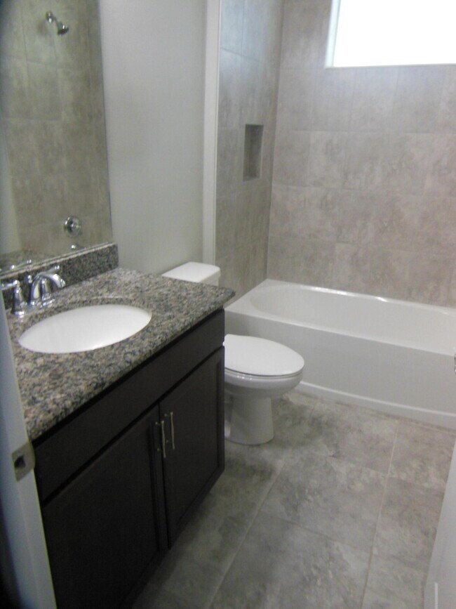 Building Photo - 5401 Pecan Dr