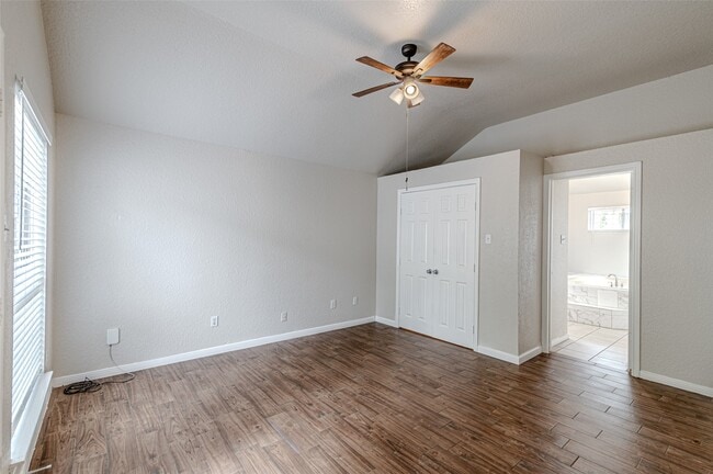 Building Photo - 1710 Blindlake Dr