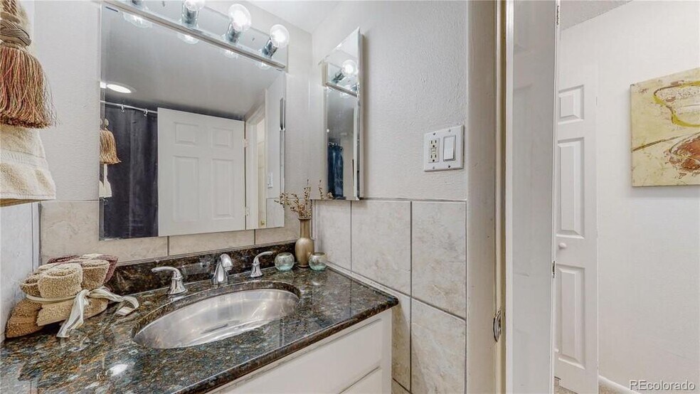 Building Photo - 1020 15th St