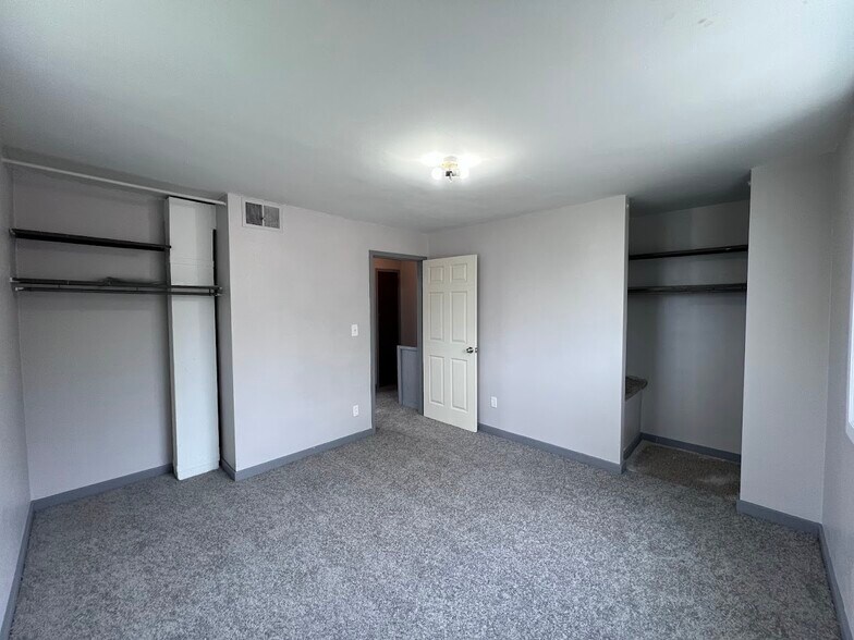 Building Photo - 4501 Bataan Ave