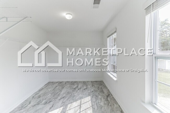 Building Photo - 67 Cavalry Ct