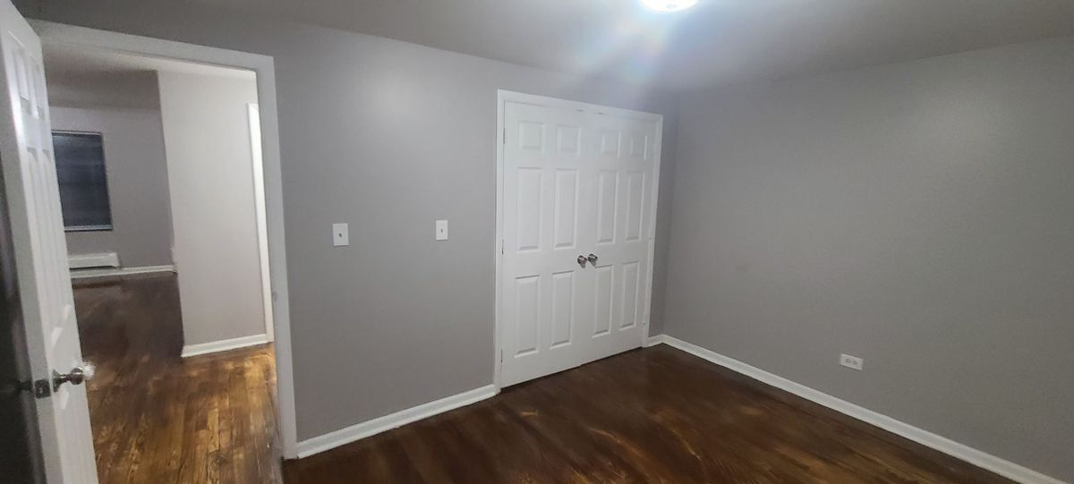 Building Photo - 6205 S Michigan Ave