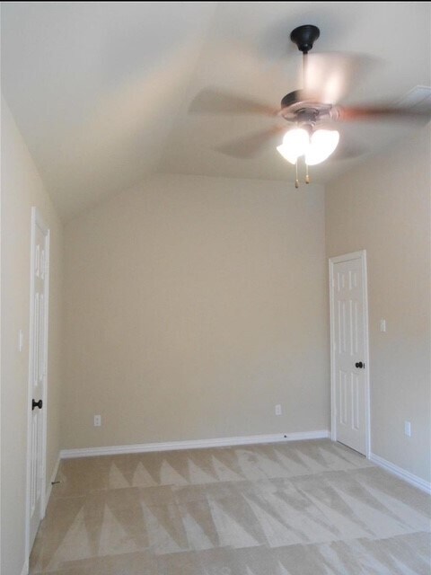 Building Photo - 11 Vershire Cir