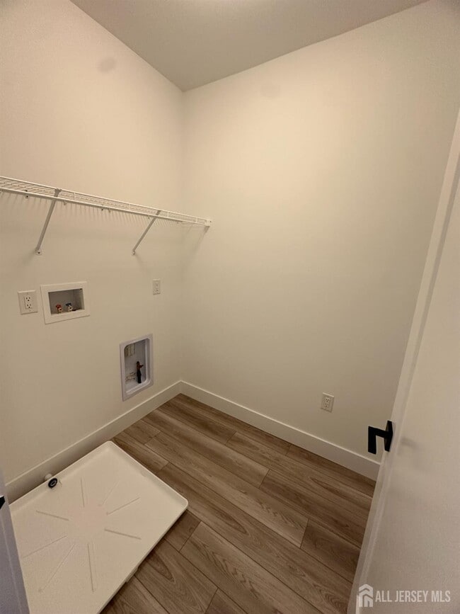 Building Photo - 10102 Donatello Dr