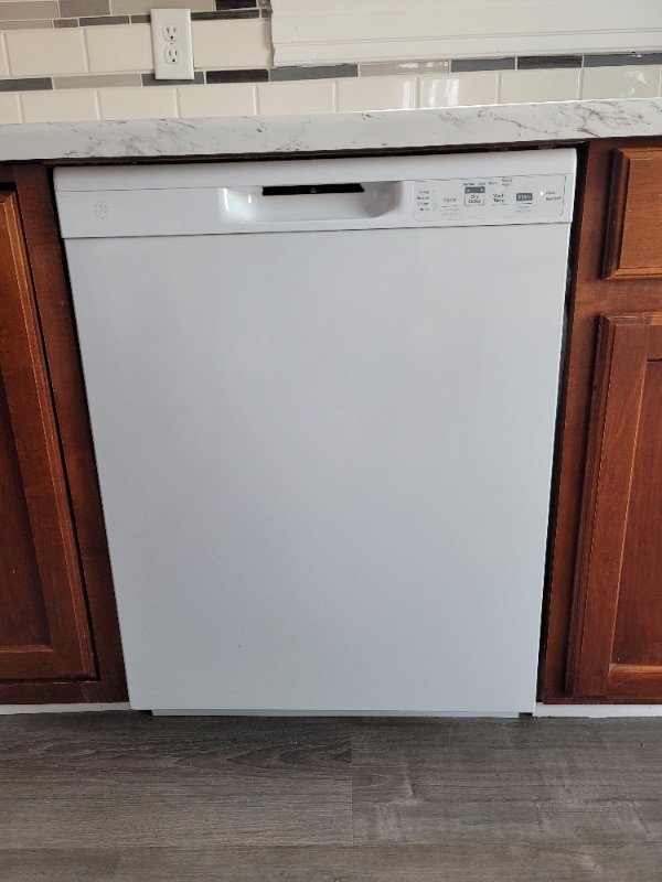 Building Photo - 505 Main St