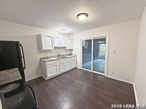 Building Photo - 5215 Village Haven