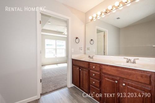 Building Photo - 7420 McCoy St