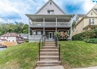 Building Photo - 1027-1029-1029 Woodlawn St