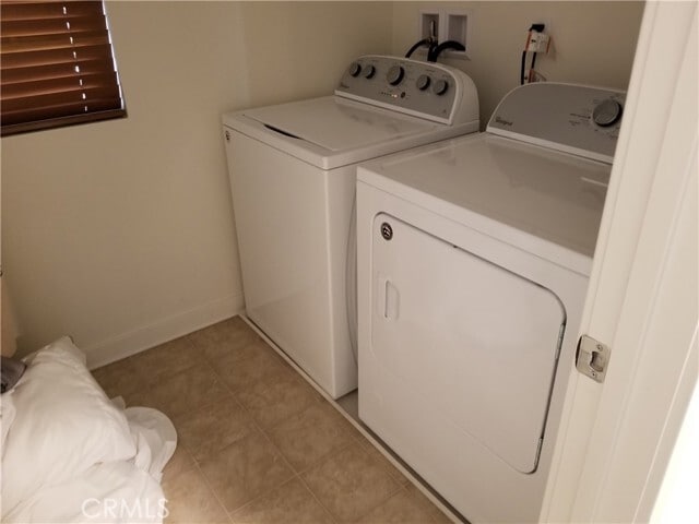 Building Photo - 371 N Bellarose Way