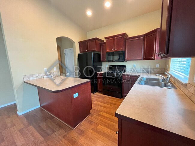 Building Photo - 270 Pond Lily Dr
