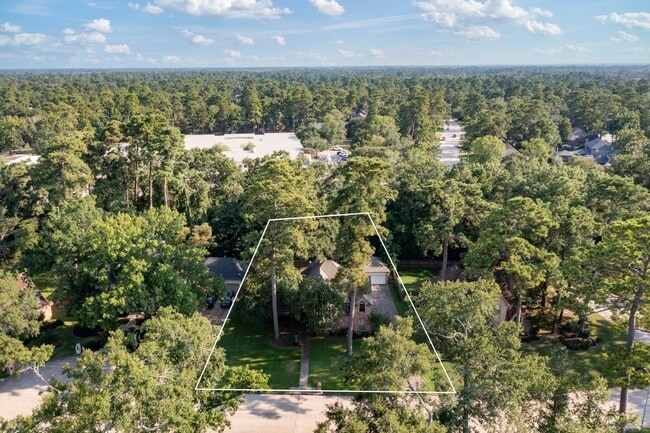 Building Photo - 2807 4 Pines Dr