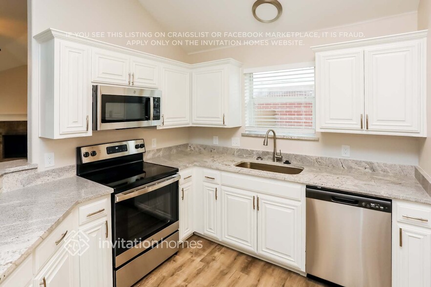 Building Photo - 115 Buckskin Dr