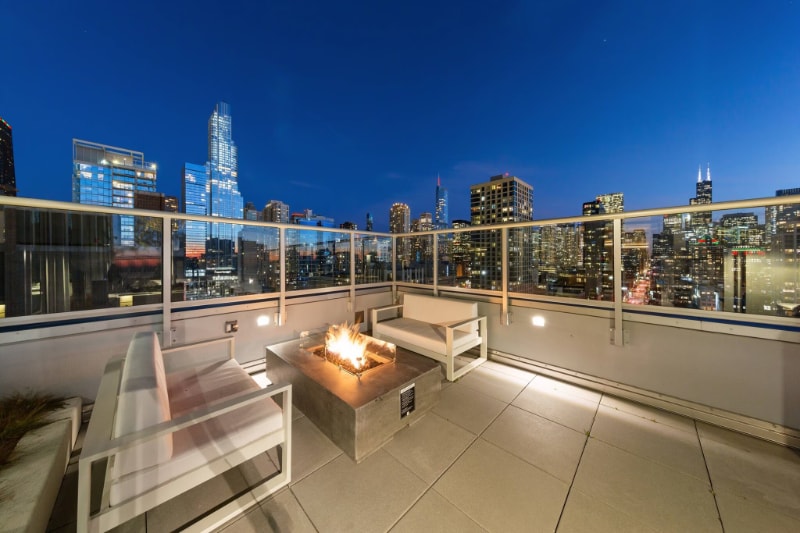 Building Photo - 200 W Institute Pl