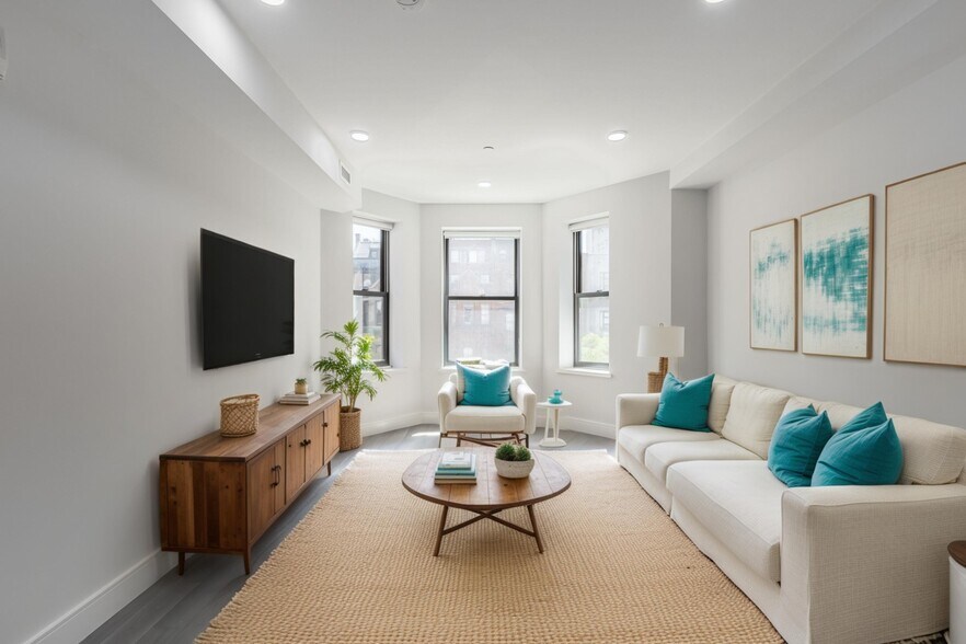 Building Photo - 169 Newbury St