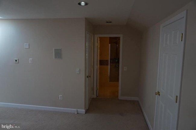 Building Photo - 8036 Kidwell Town Ct