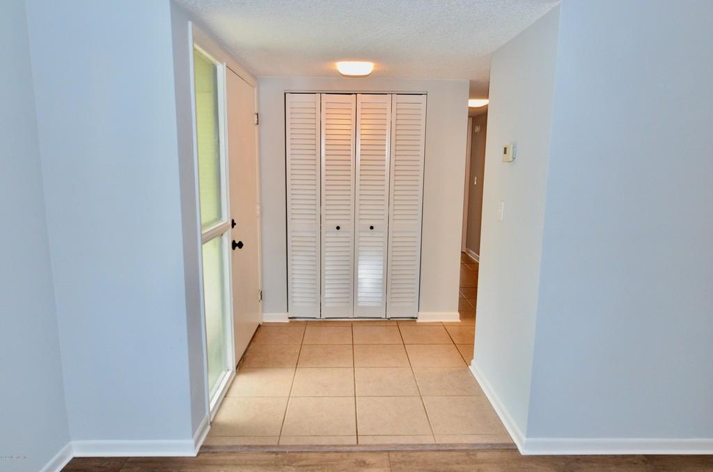 Building Photo - 7 Veronese Ct
