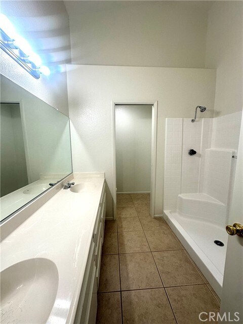 Building Photo - 12562 El Dorado Ct