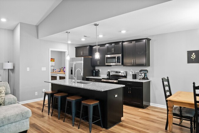 Building Photo - 3 Bedroom Pet Friendly Home For Rent Near ...