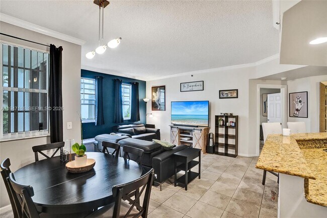 Building Photo - 3155 NE 184th St