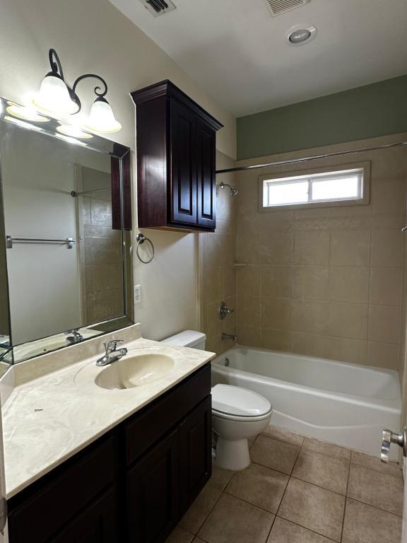 Building Photo - 3443 S Midtown Cir St