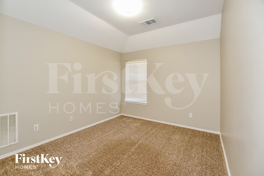 Building Photo - 3113 Marble Falls Dr