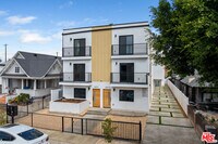 Building Photo - 3207 W 18th St