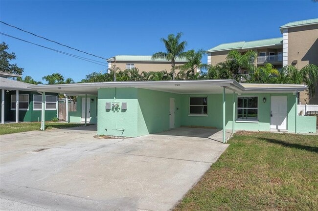 Building Photo - 304 E Madeira Ave