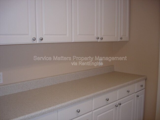 Building Photo - 3161 Strathauer Rd