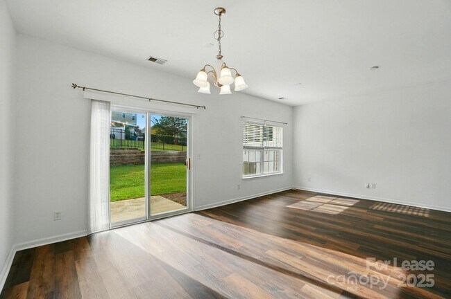 Building Photo - 10316 Stineway Ct